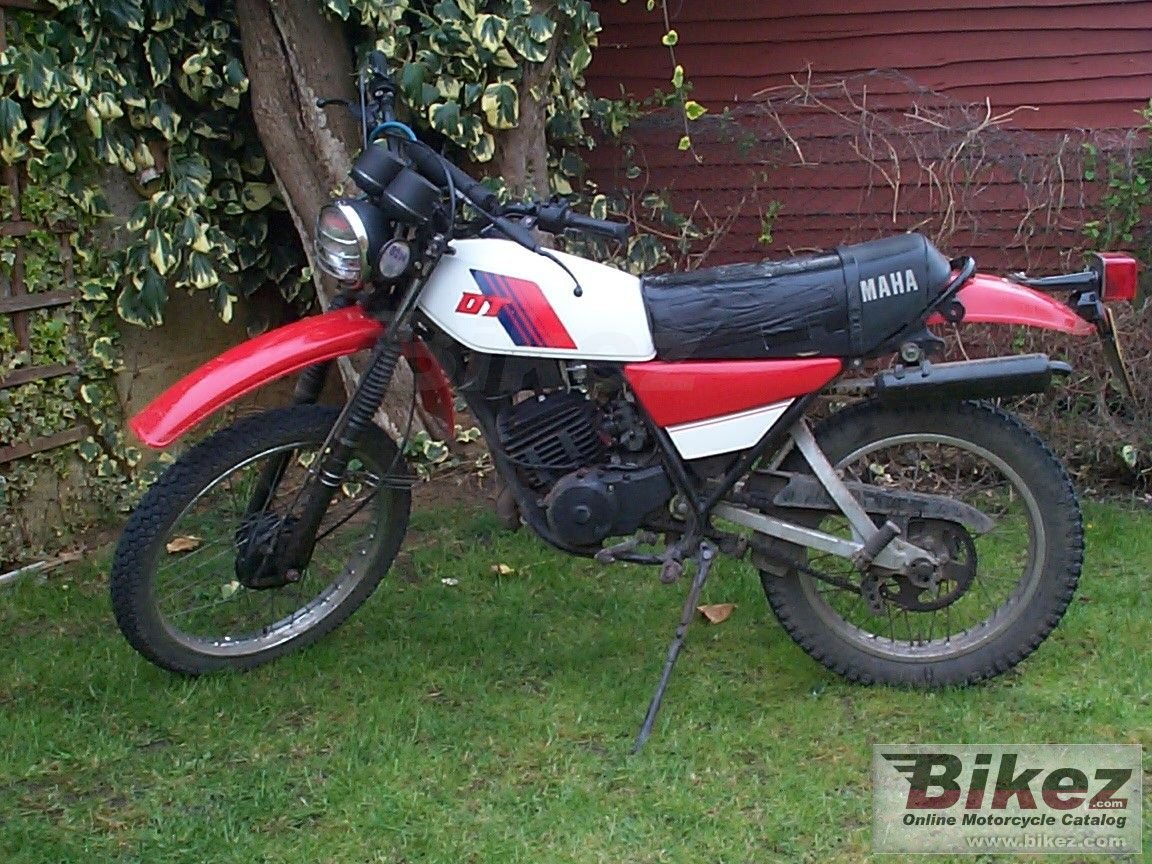 Big Joe Learoyd dt 175 mx picture and wallpaper from Bikez.com